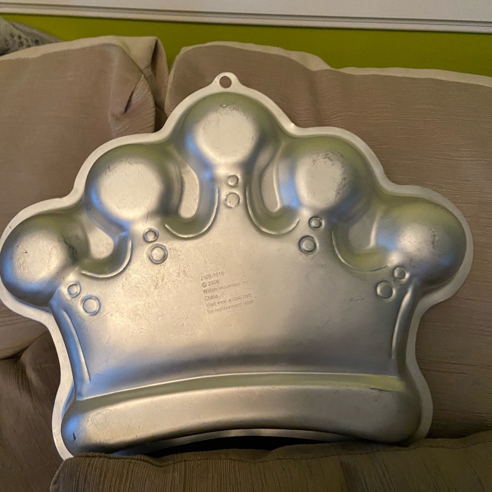 Cake pan